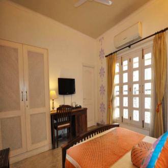 TG Stays Minto Bridge Colony, New Delhi 3